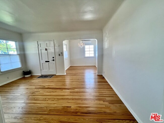 Building Photo - 6426 W 83rd St