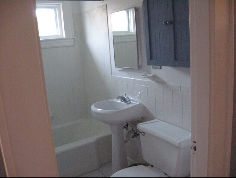 Building Photo - 1 Mount Pleasant St