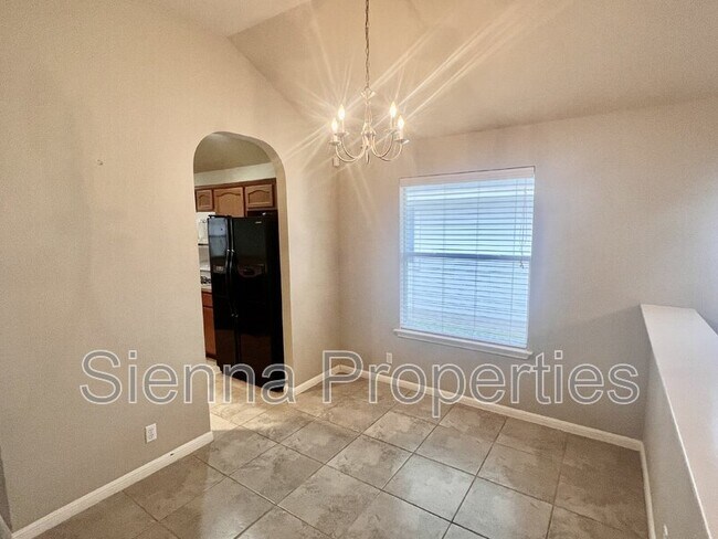 Building Photo - 2509 Elara Dr