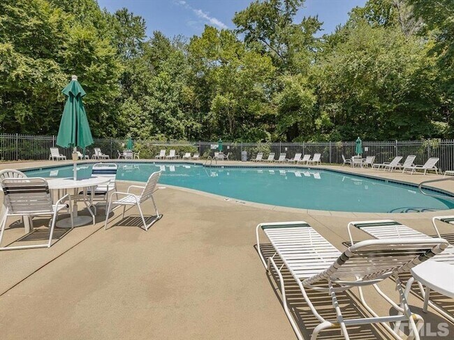 Building Photo - 4348 Karlbrook Ln