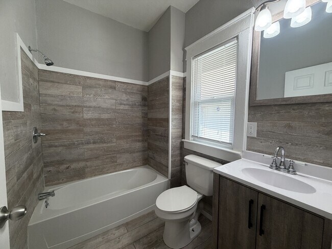 Building Photo - 2512 North 12th Street