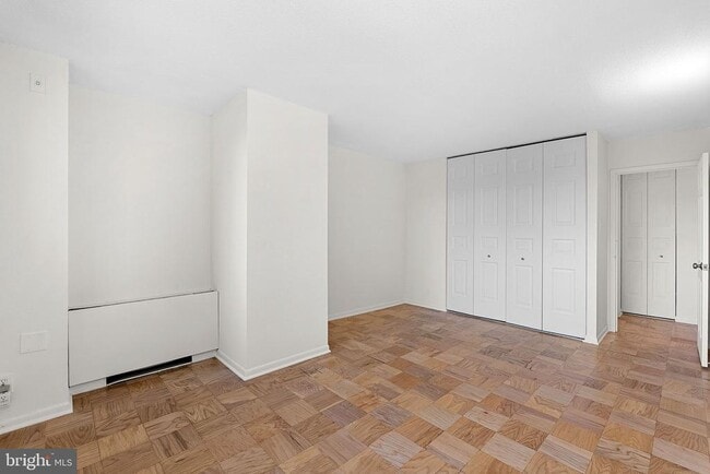 Building Photo - 4601 N Park Ave