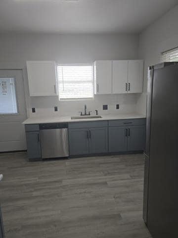 Building Photo - 608 E Pecan St