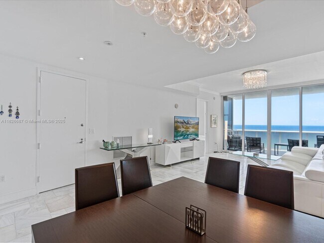 Building Photo - 18101 Collins Ave