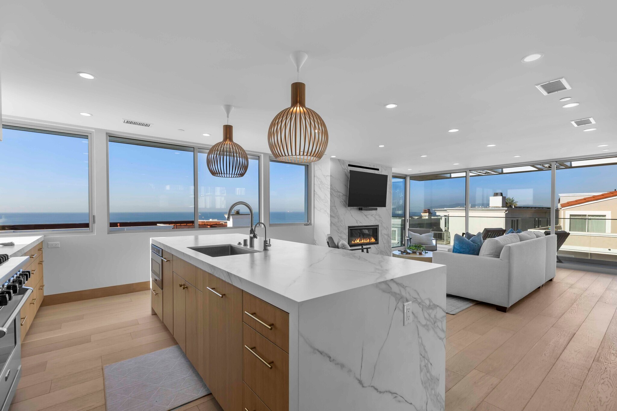 Building Photo - 2019 Highland Ave