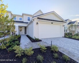 Building Photo - 156 Latham Dr