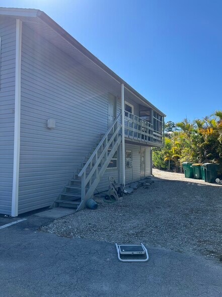Upstairs unit - 3091 64th St SW