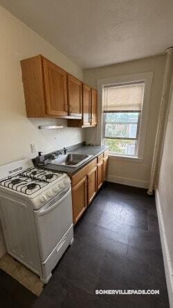 Building Photo - 155 Summer St