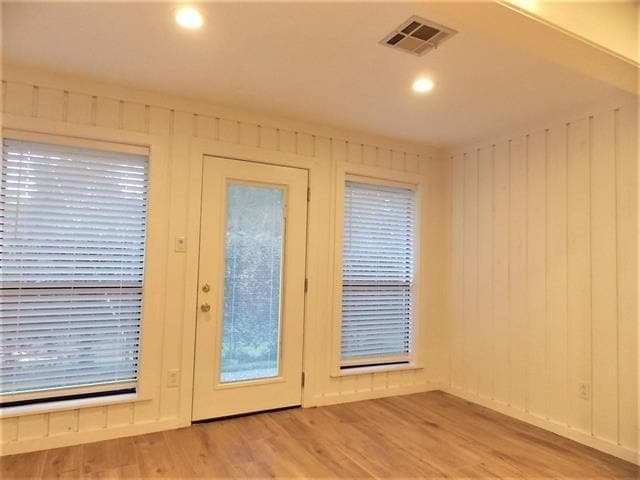 Building Photo - 5691 Calder Ave
