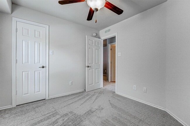 Building Photo - 24522 Folkstone Cir