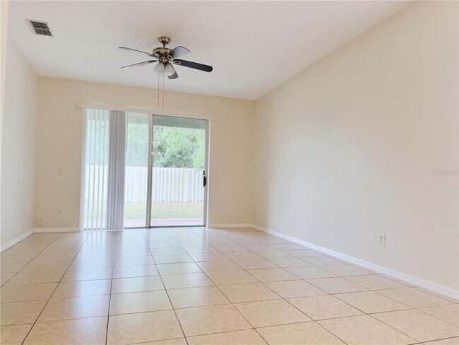 Building Photo - 4932 Bellthorn Dr