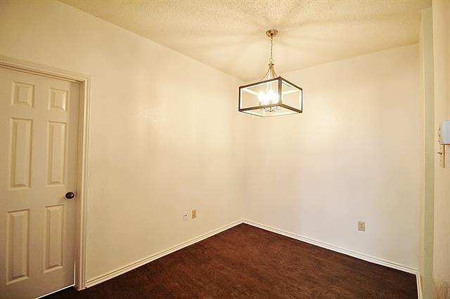 Building Photo - 9600 Royal Ln