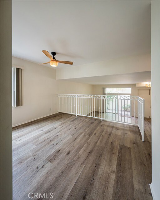 Building Photo - 423 2nd St