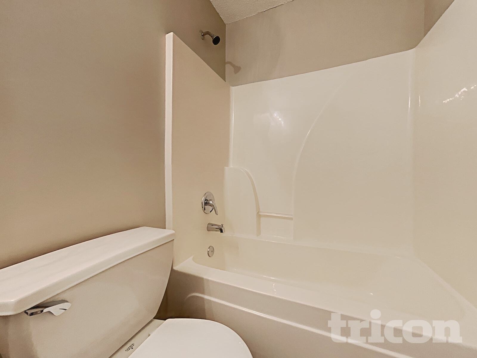 Building Photo - 1607 Amalie Dr