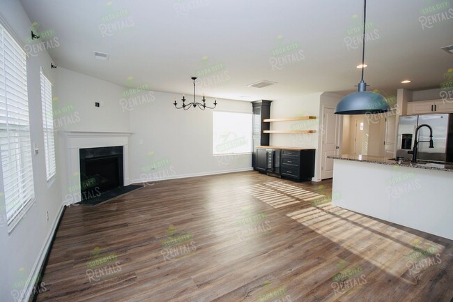 Building Photo - 3 Bedroom, 2.5 Bath in The Bluefield Commu...