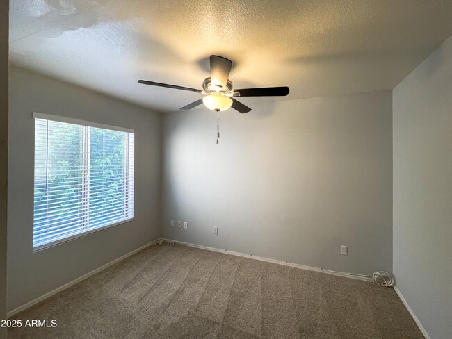 Building Photo - 4645 E Kelly Dr
