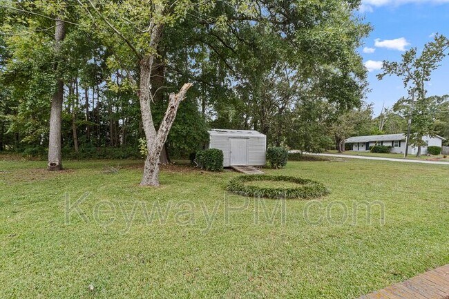 Building Photo - 1001 Beverly Heights Dr