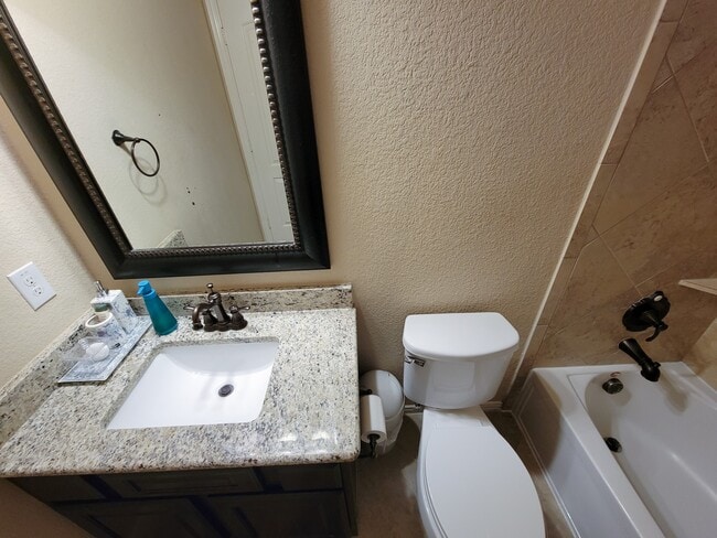 Building Photo - 715 Charleston Heights Ln