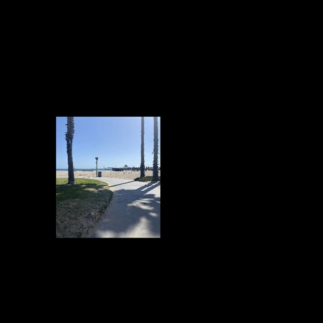 Building Photo - 604 Sunfish Way