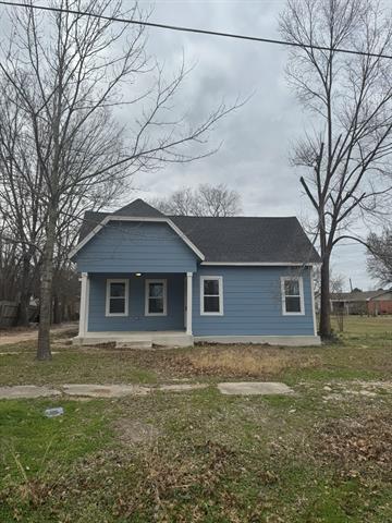 Building Photo - 911 N Spring St