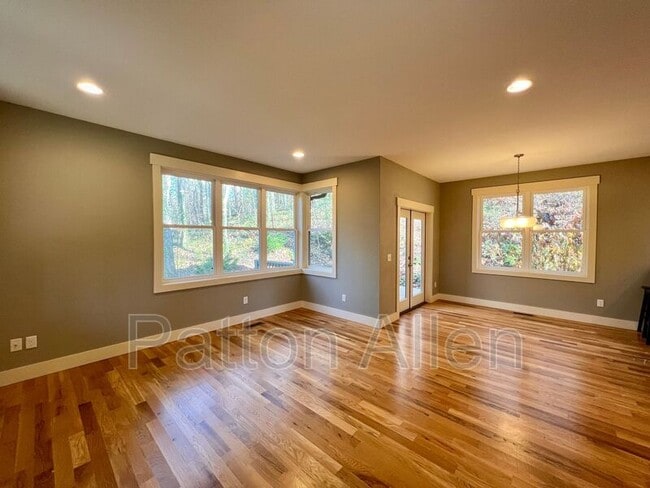 Building Photo - 12 Beaverdam Knoll Rd