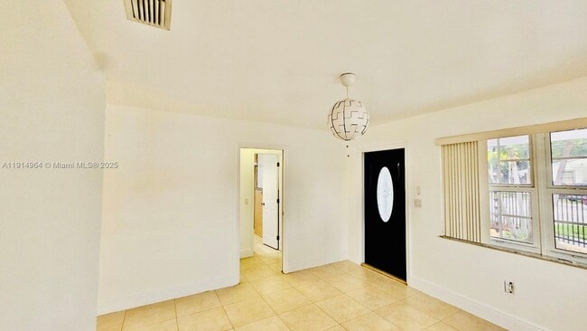 Building Photo - 3182 SW 25th Ter