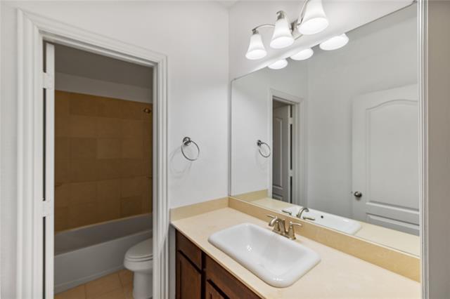 Building Photo - 14152 Santa Ann St