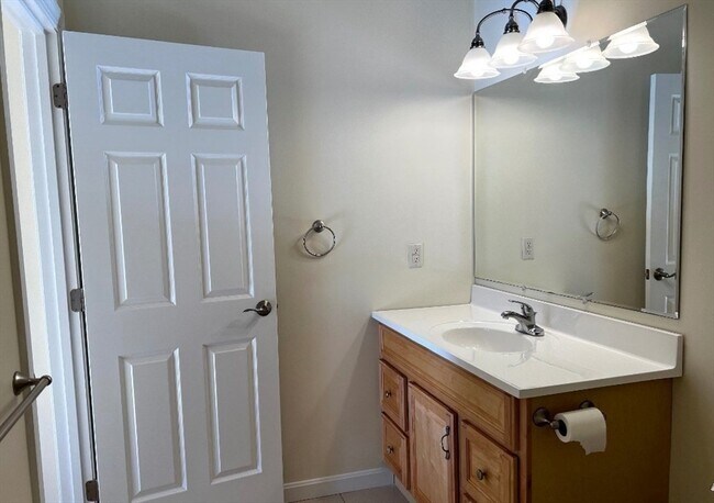 Building Photo - 207 John Scott Blvd