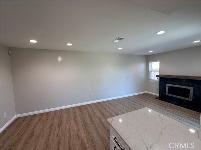 Building Photo - 10279 Candlewood St