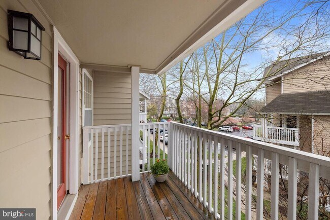 Building Photo - 10815 Hampton Mill Terrace