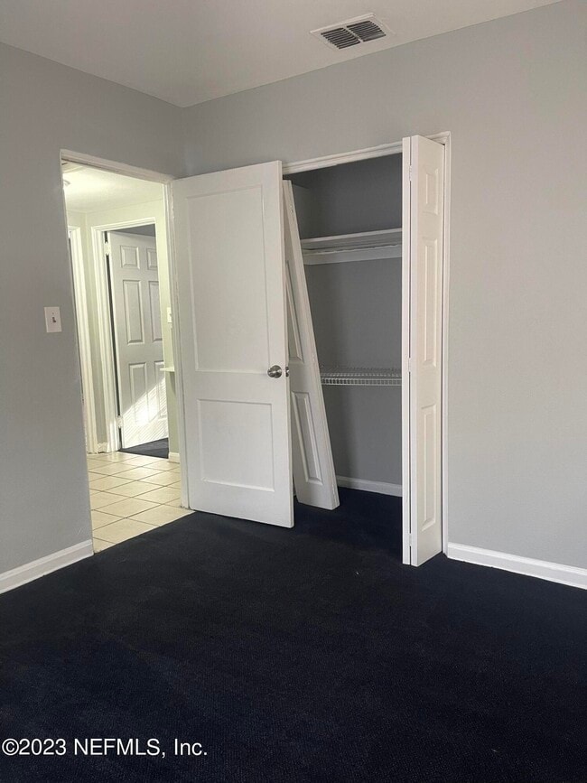 Building Photo - 5467 Windermere Dr