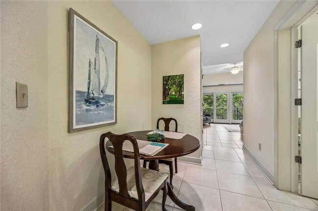 Building Photo - 150 Salt Air Dr