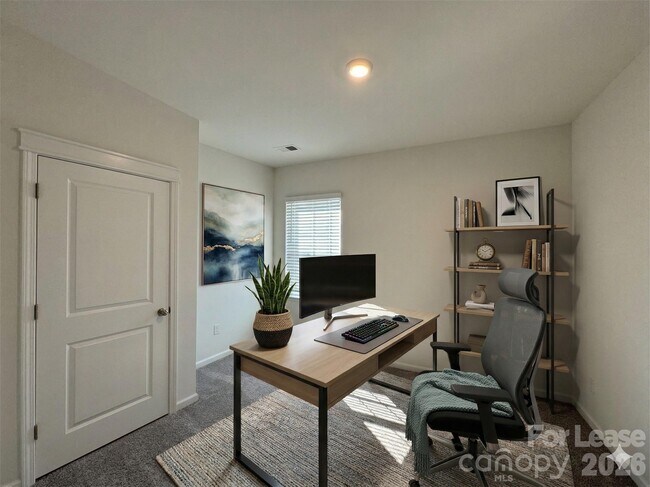 Building Photo - 122 Old Home Rd