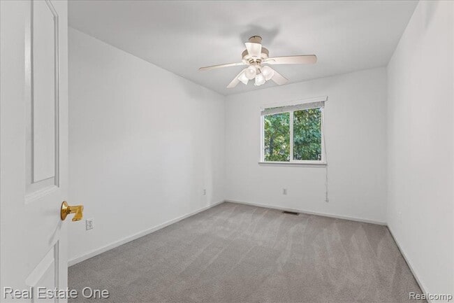 Building Photo - 2475 Horace St