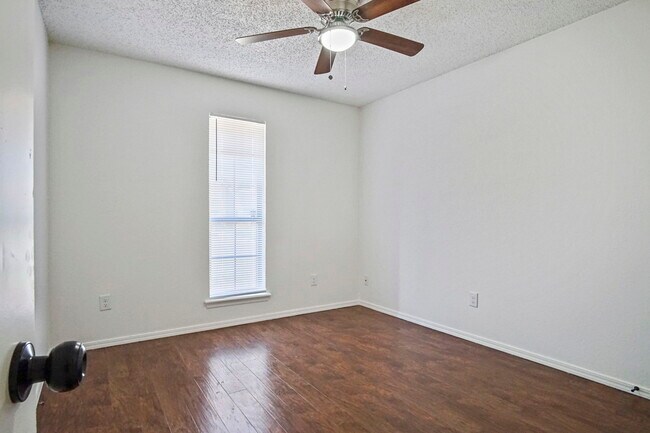 Building Photo - 8408 NW 109th St