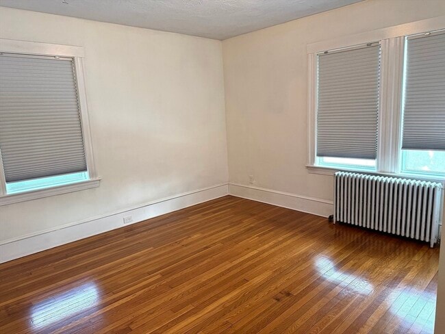 Building Photo - 234 Brook Rd