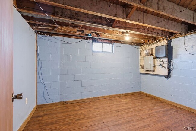 Building Photo - 7310 Oswego Rd