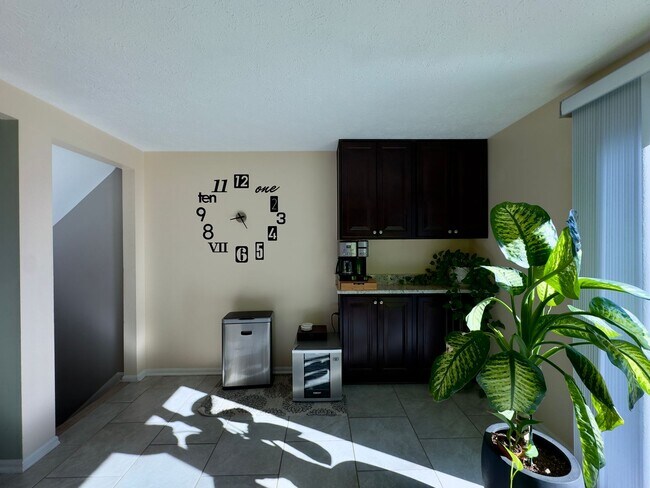 Building Photo - Charming 2 Bedroom/2 Bathroom Townhome with Spacious Yard and Deck in Woodlawn, MD!