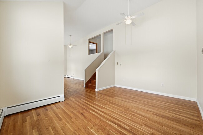 Building Photo - 11 Caribou Dr