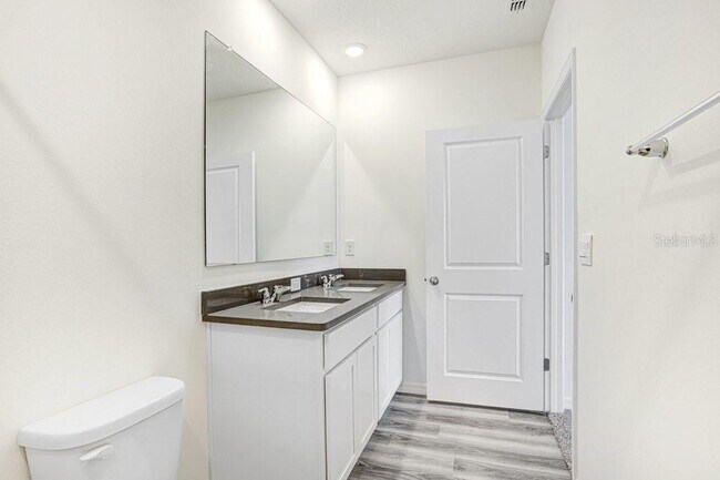 Building Photo - 31298 Paper Birch St