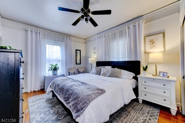 Building Photo - 11 Sterling Pkwy