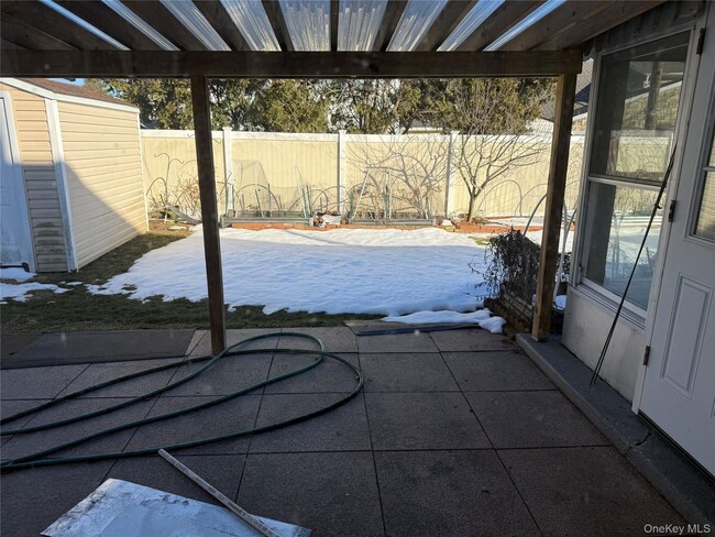 Building Photo - 116 Winter Ln