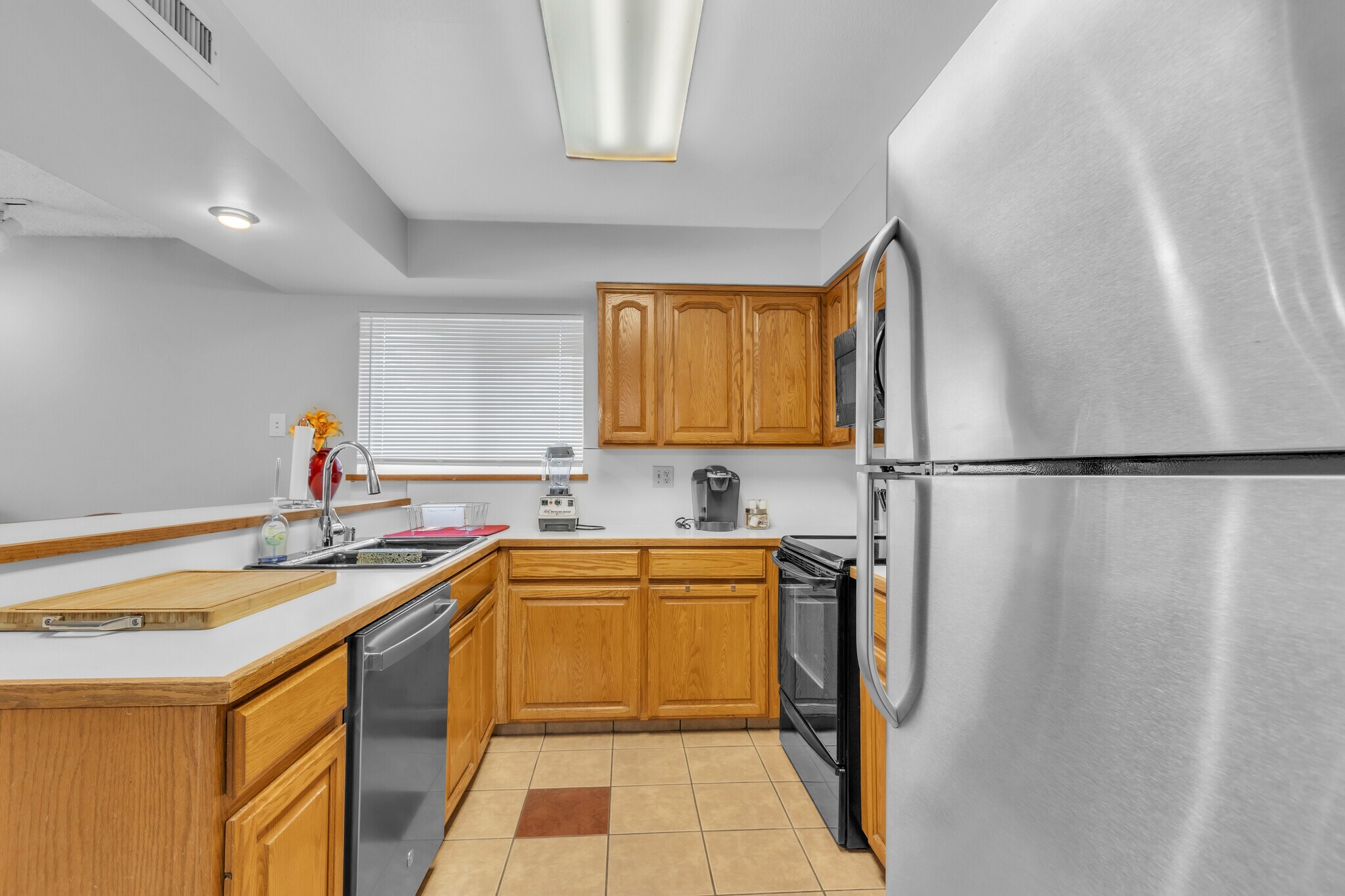 Building Photo - 6630 Lindbrook Way