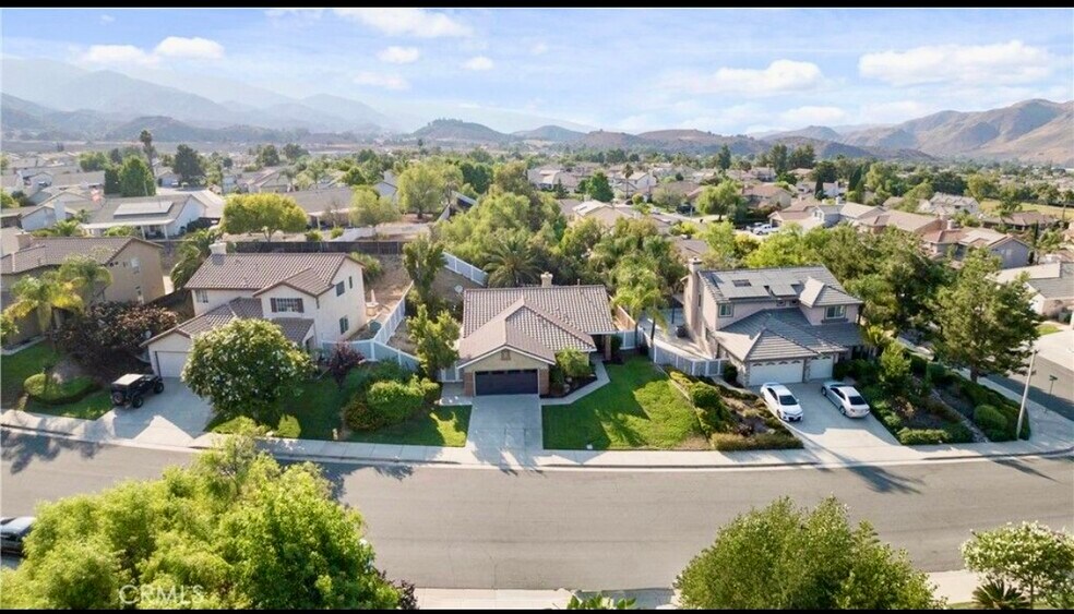 Building Photo - 27351 Eagles Nest Dr