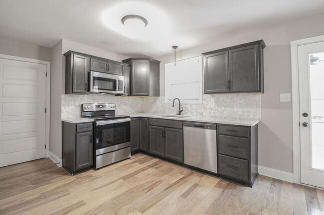 Building Photo - 2994 Gibbs Ln