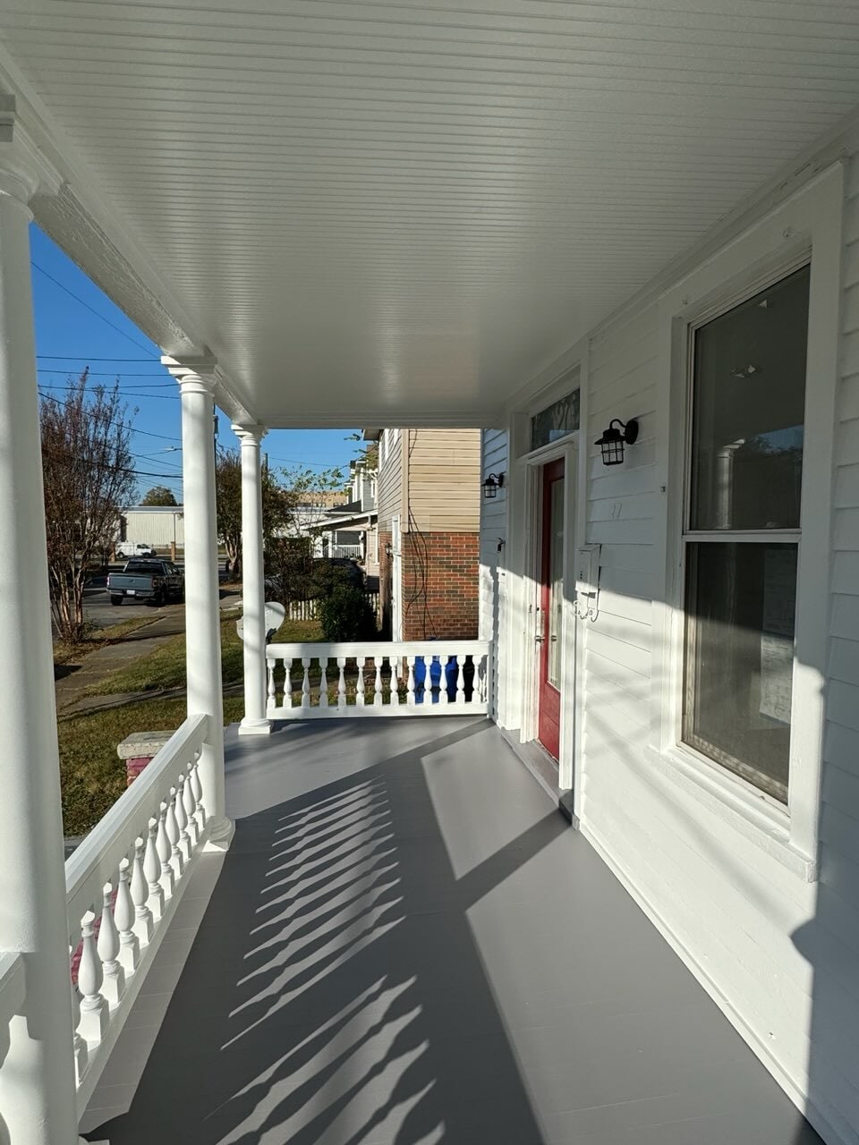 Building Photo - 27 Riverview Ave