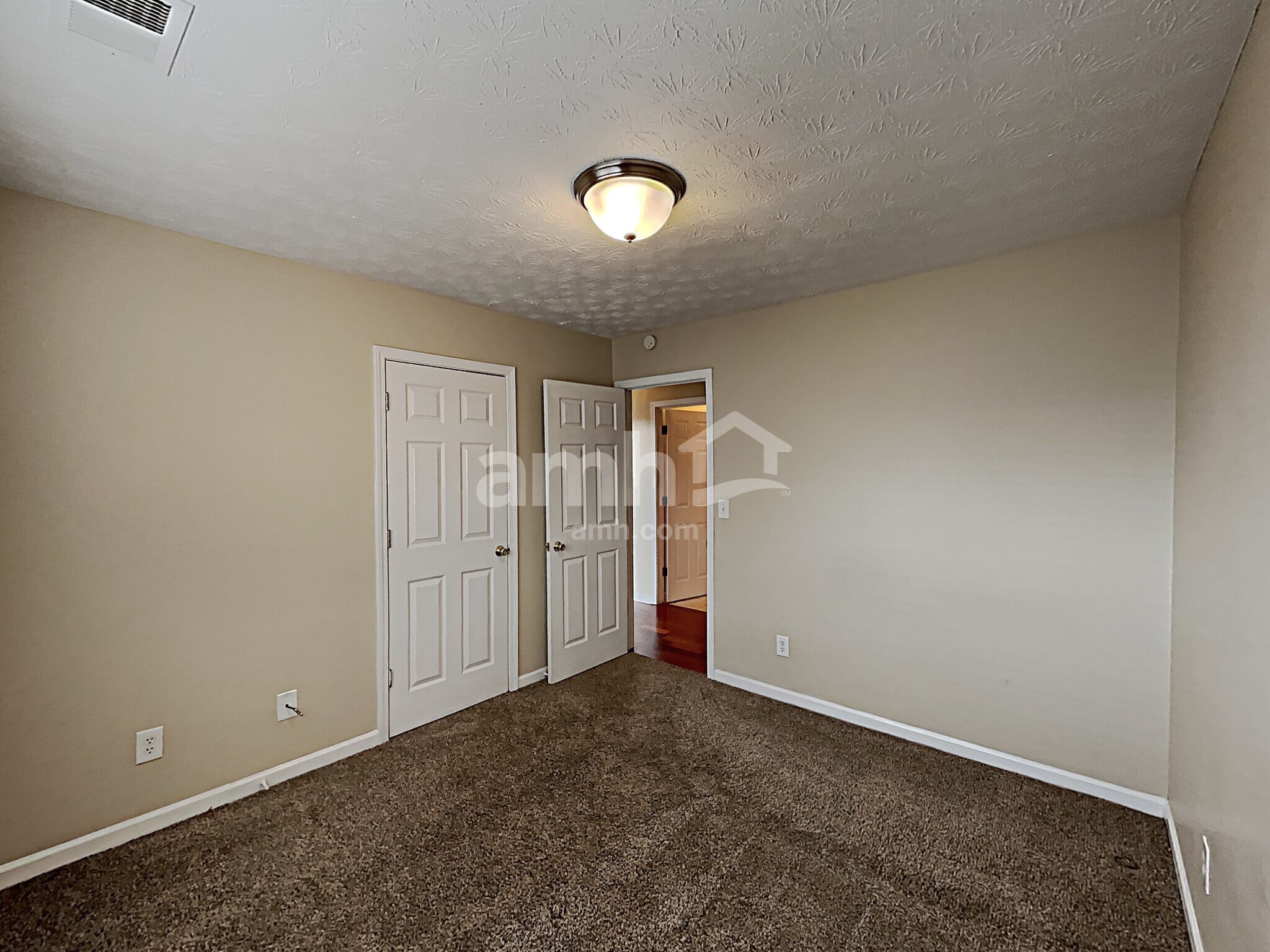 Building Photo - 3262 Millhollow Ter