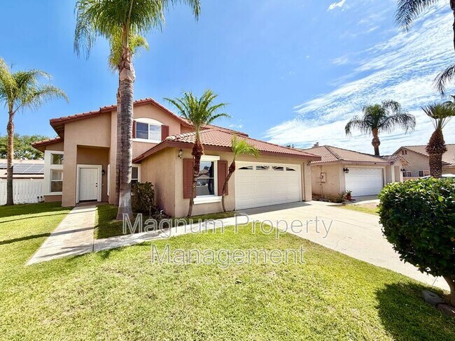 Building Photo - 15854 Pampas Ct