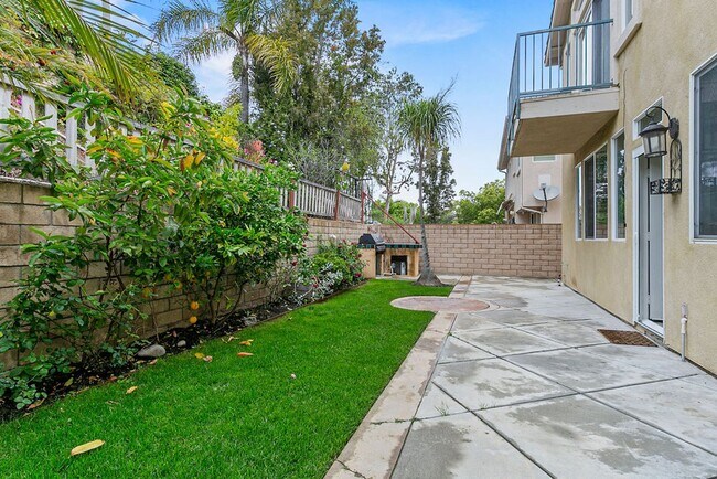 Building Photo - Stylishly Updated San Joaquin Hills Home w...