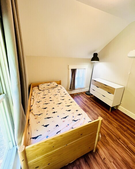 Unit A Bedroom 2 - 140 South St